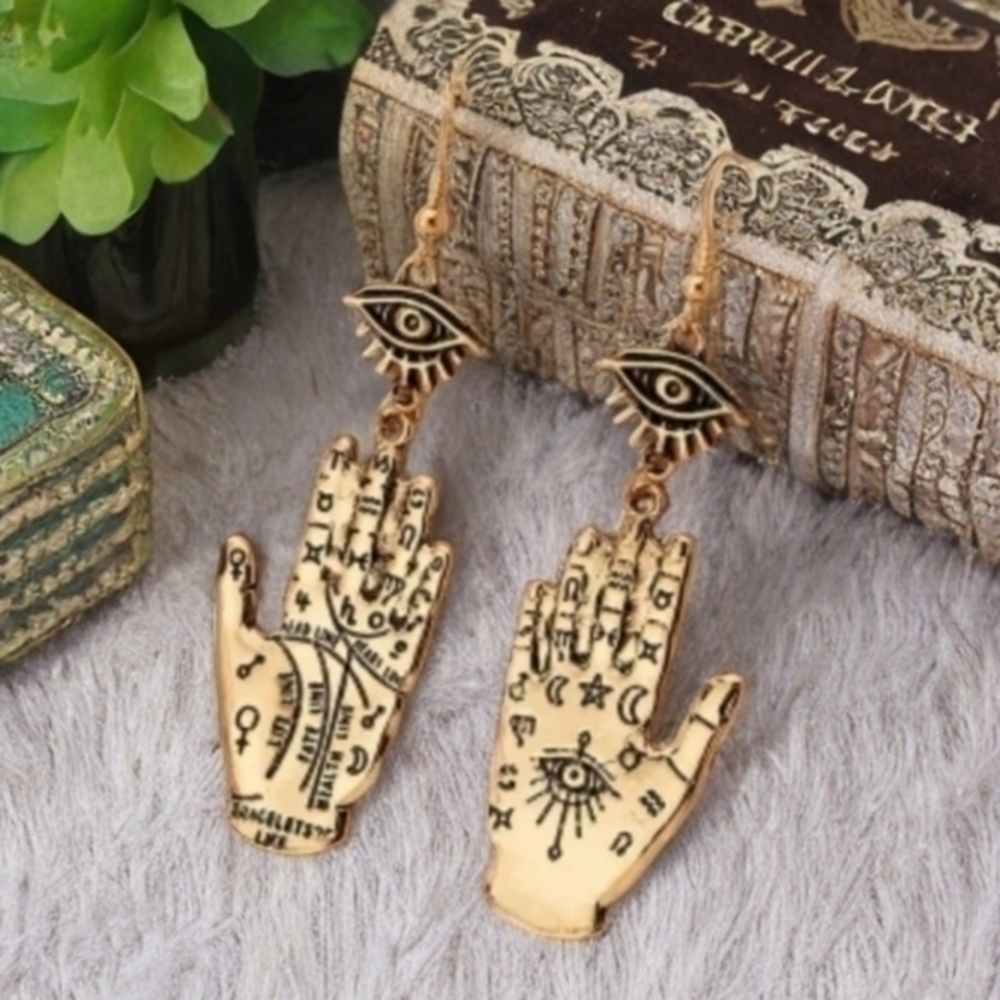 MODCLOTH HAND OF FATIMA HASMA DROP EARRINGS